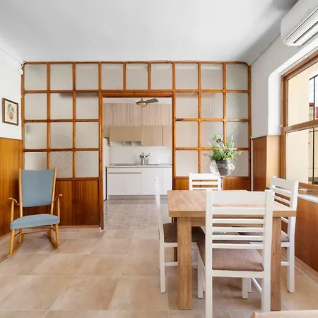 Διαμέρισμα Homely Casa Carmen *