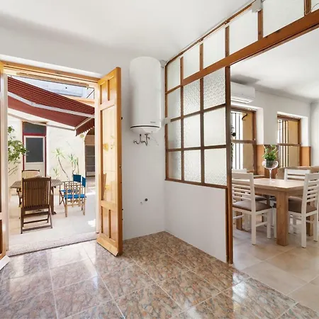 Homely Casa Carmen * トレビエハ